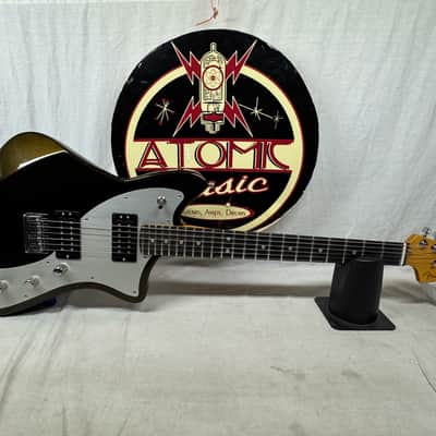 Fender American Ultra II 2 Meteora Guitar with COA + Case 2025 - Texas Tea / Ebony fingerboard image 3