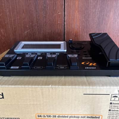 Roland GR-55 gr-55gk-bk Guitar Synth w/ box, power supply image 7