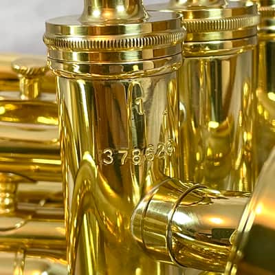 Near Mint King 627 Baritone Horn 3 Valve With Case & Mouthpiece (See Demo) image 16