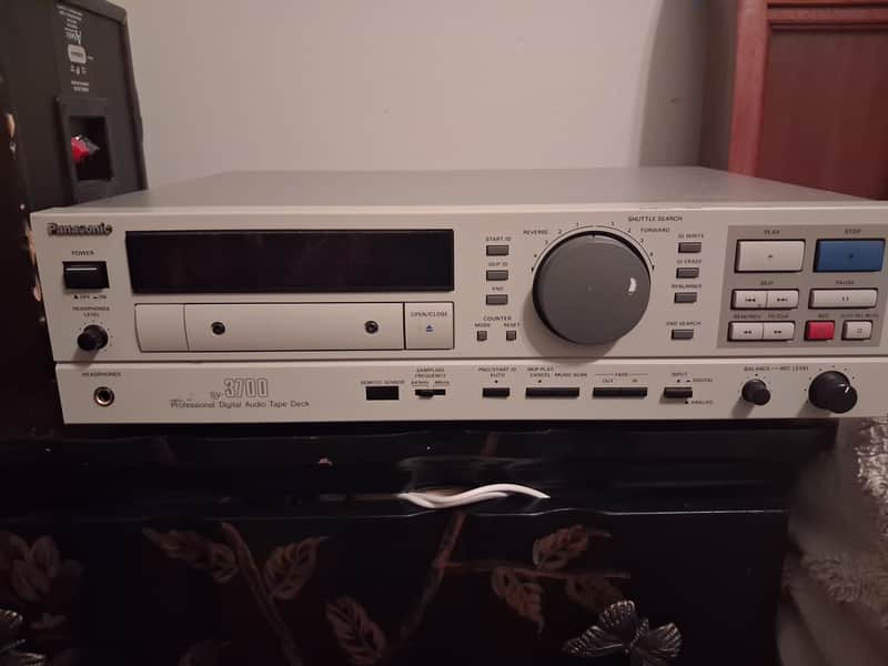 Panasonic SV-3700 Professional Digital Audio Tape Deck w/tapes and accessories 1980s? - Grey image 1
