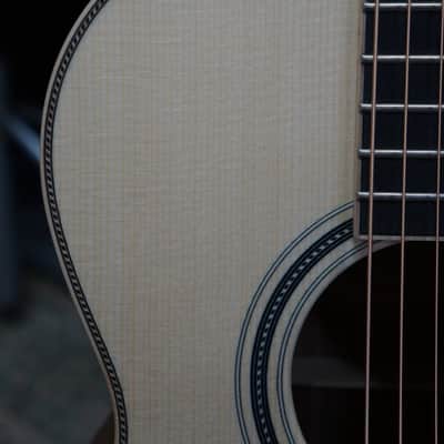 Larrivee Custom 00-40-FW Flamed Austrian Walnut with Moonwood Top image 5