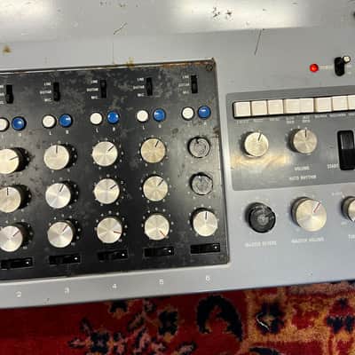 Yamaha EM 90 6 channel Powered/Line mixer with spring reverb and drum machine 1970s image 3
