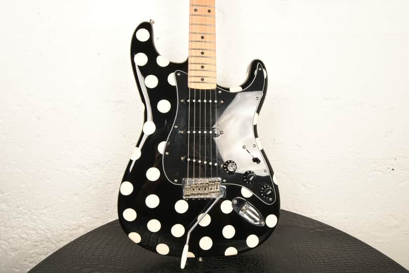 Fender Buddy Guy Artist Series Signature Stratocaster 2003 - Present - Black with Polka Dots