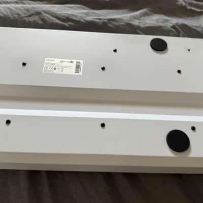 Arturia KeyLab 88 MkII MIDI Controller 2019 - Present - White image 10