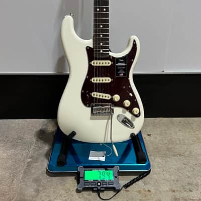 Fender American Professional II Stratocaster - Olympic White, Rosewood Fingerboard w/ Case image 6