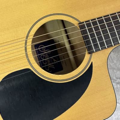 Seagull acoustic electric guitar in natural with case image 19