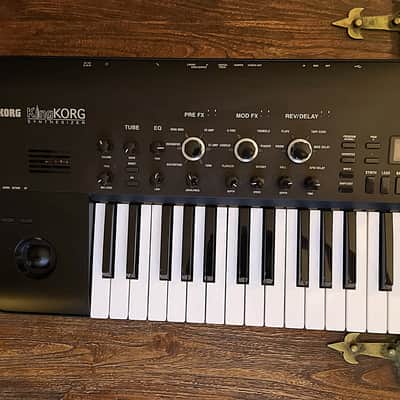 Korg KingKORG Limited Edition 61-Key Analog Modeling Synthesizer 2010s - Black image 11