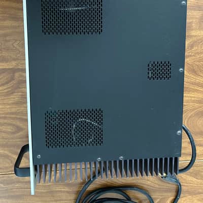 Audio Research D240 Amplifier image 2