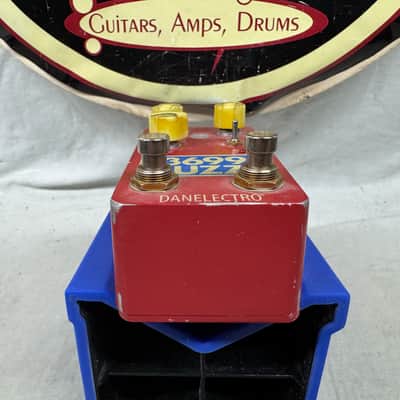 Danelectro 3699 Fuzz Pedal image 3