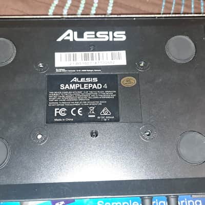 Alesis SamplePad 4 Compact 4-Pad Percussion and Sample-Triggering Instrument 2010s - Black image 6