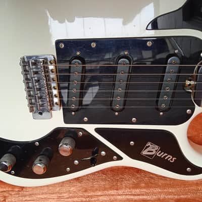1981 Burns Marvin Signature, Stratocaster made in England with ebony fretboard image 3