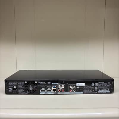 Panasonic DP-UB820P-K 4K HDR Dolby Vision Wi-Fi Blu-ray Player No Remote Or Cord image 4