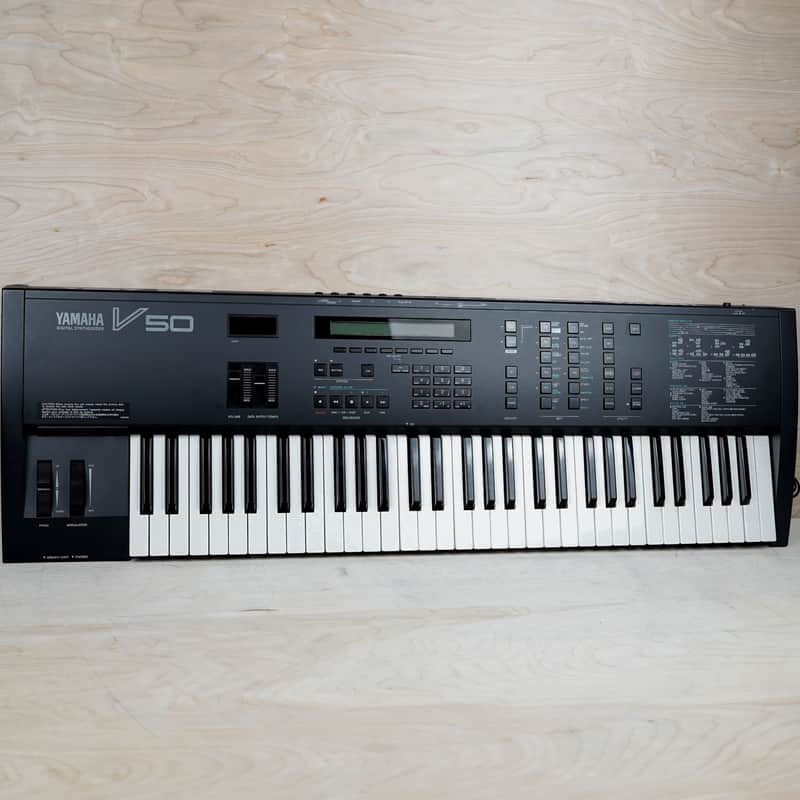 Yamaha V50 FM Synthesizer 61 Key 100V Made in Japan MIJ - Low Battery