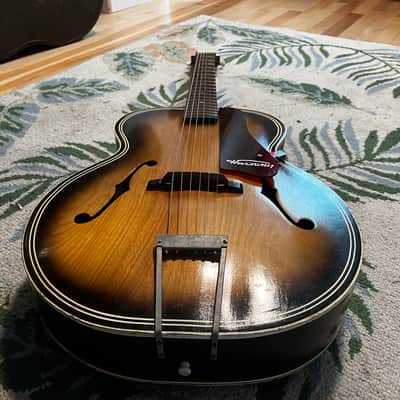 Harmony H1213 Archtone 1950 - 1971 - Light Brown Sunburst image 2