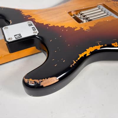Fender Mike McCready Signature Stratocaster 2023 - Present 3-Color Sunburst Relic w/HSC image 15
