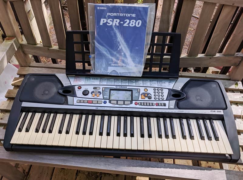 Yamaha PSR-280 Portatone Electronic Keyboard, 61 Keys, 6 Track