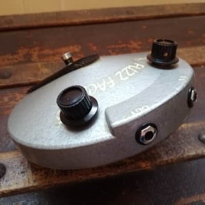 Dallas Arbiter Silicon Fuzz Face BC209C 1968 - 1975 image 4
