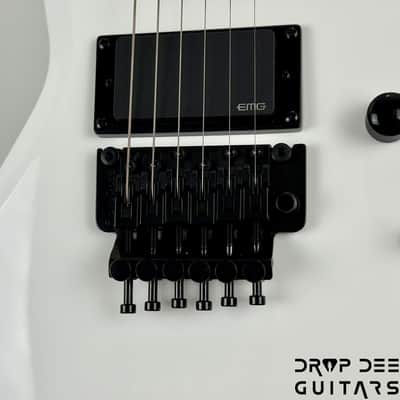 Jackson Pro Series Signature Rob Cavestany Death Angel Electric Guitar - Snow White image 7