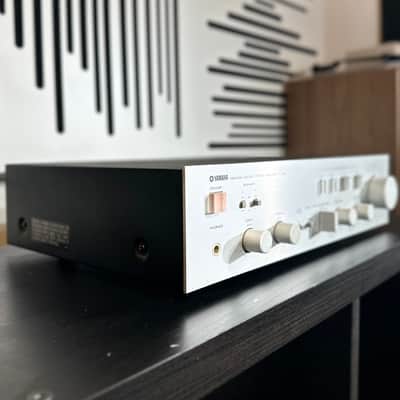 Yamaha A-550 Stereo Integrated Amplifier image 5