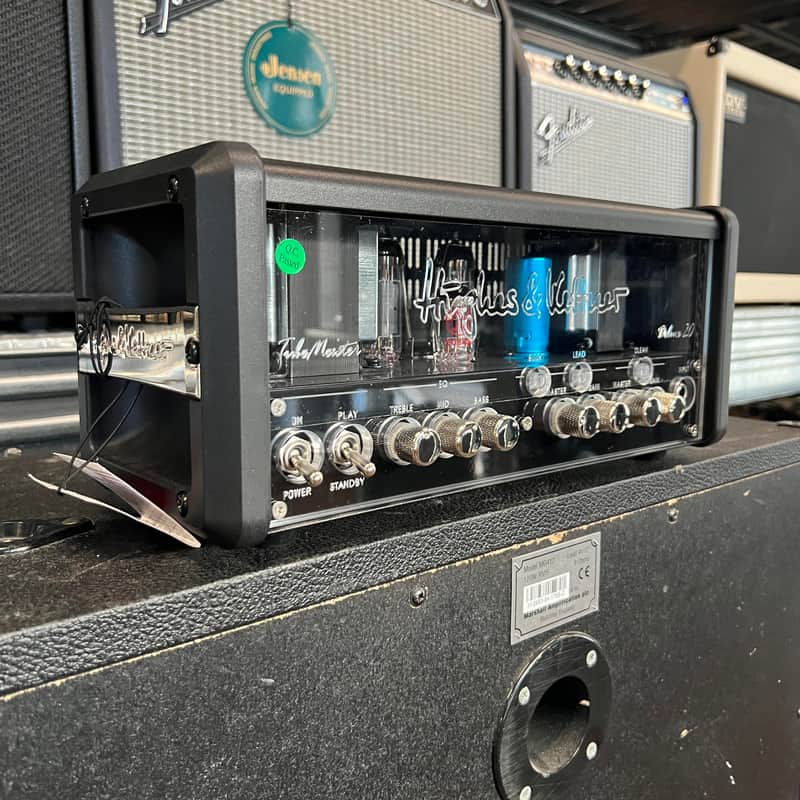 Hughes & Kettner   Tubemeister Deluxe 20 + Footswitch image 1