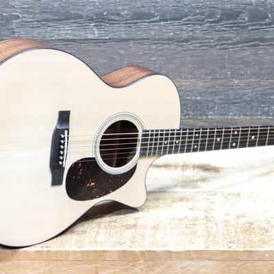 Martin GPC-16E Mahogany Grand Performance 14-Fret Acoustic Electric Guitar w/Case image 9