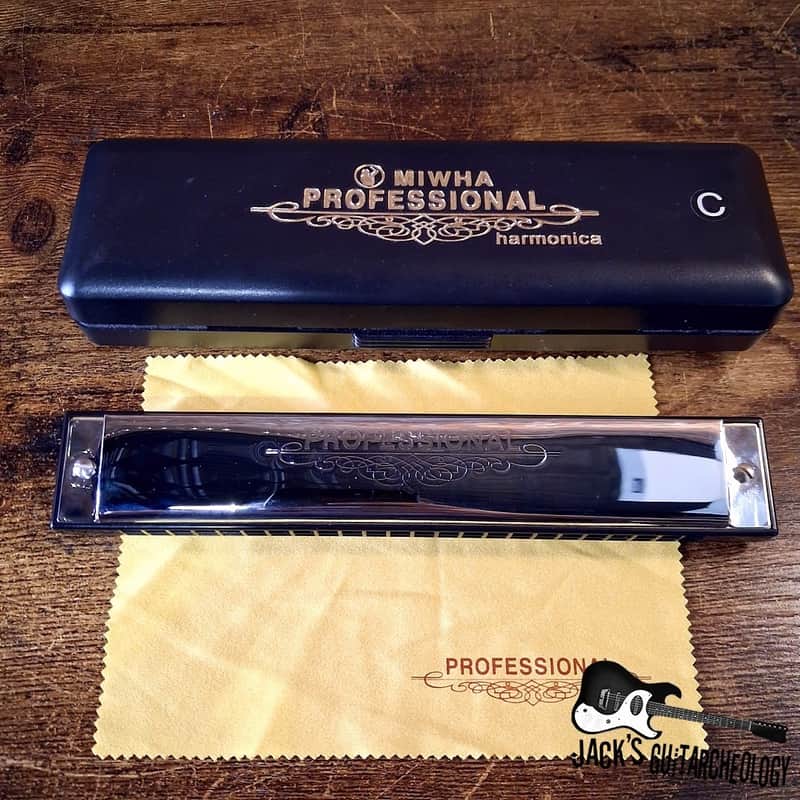 MIWHA Professional Harmonica - C Extended Range (2010s - Black / Chrome) image 1