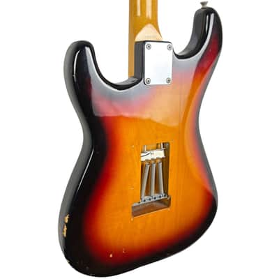 Fender Japan 62 Reissue Stratocaster - Sunburst image 5