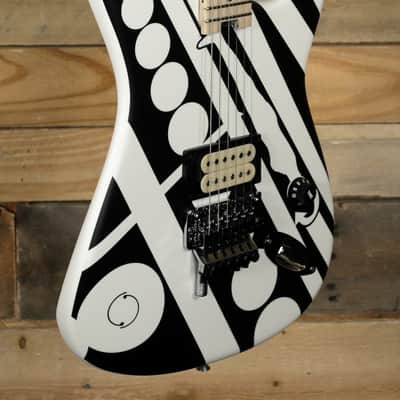 EVH Striped Series Circles Electric Guitar White & Black w/ Gigbag image 1