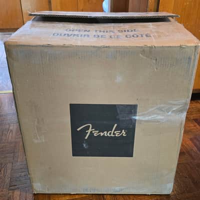 Fender Rumble 100 100-Watt 1x12 Bass Combo 2015 - Present - Black image 7
