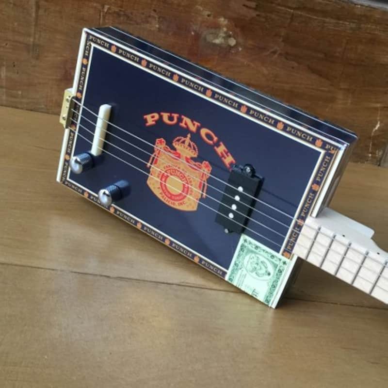 Cigar box  guitar 4 cordes StLouis Punch micro 4 plots image 1