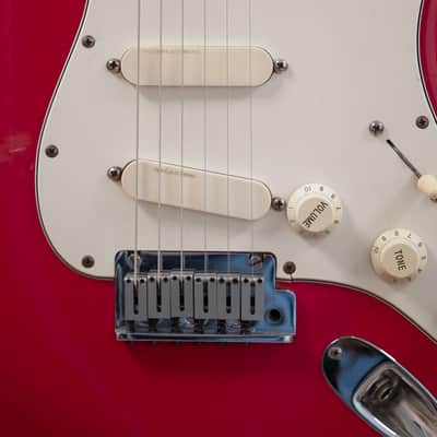 Fender USA Stratocaster Plus 1988 - in Raspberry Razzberry - Like John Mayer's image 17