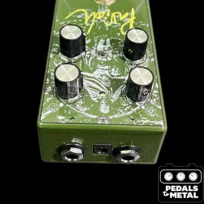 God City Instruments Pariah Fuzz - Green - X18941 image 3
