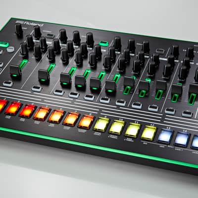 Roland TR8 Digital Drum Machine ('Rhythm Performer') w. Effects & Sidechain Compression