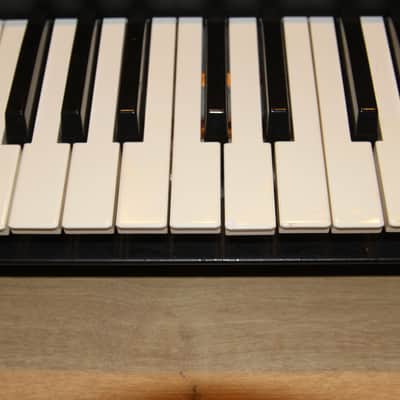 Roland JD-800 61-Key Programmable Synthesizer 1991 - 1995 - Carbon image 9