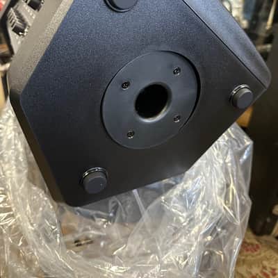 NuX Busking 200FR Battery-Powered Speaker image 5
