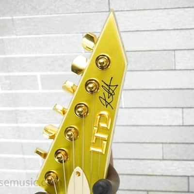 ESP LTD KH-V Kirk Hammett Signature - Metallic Gold image 14
