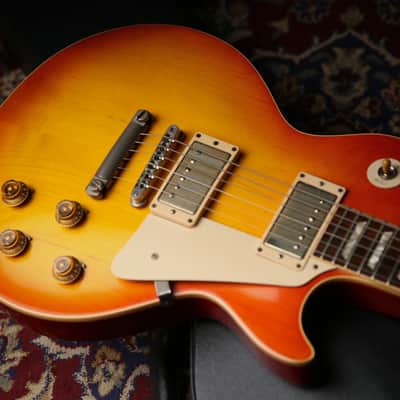 Gibson USA Custom Shop 58' R8 Reissue Les Paul Washed Cherry Sunburst image 18