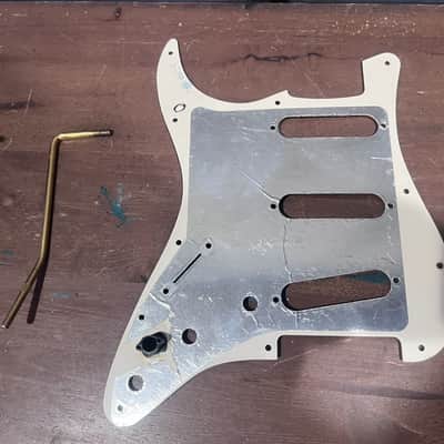 Fender Player Deluxe Stratocaster HSS Maple Fretboard 2004-2016 image 6