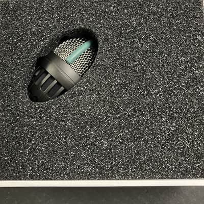 AKG D112 MKII Professional Dynamic Bass Drum Microphone image 3