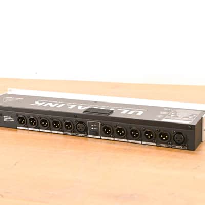 Behringer ULTRALINK DS2800 2-Input 8-Output Distribution Splitter CG01Z31 image 6