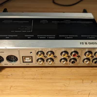 Native Instruments Audio 8 DJ image 2
