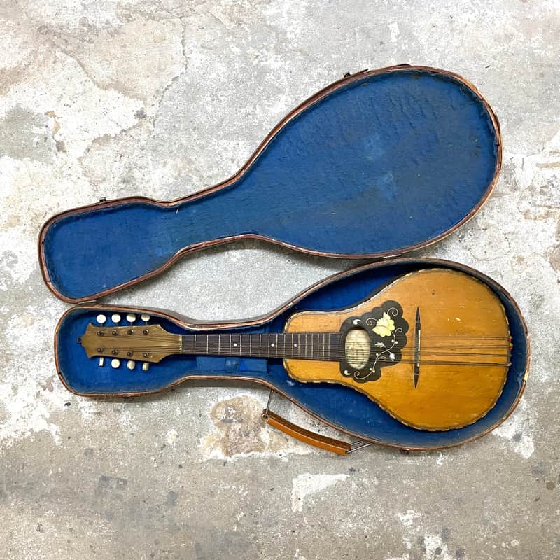 🎸 UNKNOWN MANDOLIN / D.R.G.M. / 1891-1945 / antique image 1