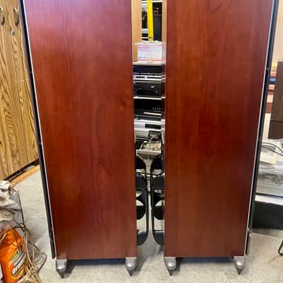 Polk Audio RTi8 Tower Speakers Cherry Wood; Tested image 4