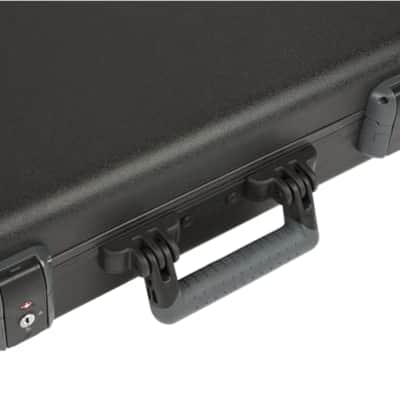 Fender #0996162306 Deluxe Molded Electric Bass Case - Fits Precision and Jazz Bass image 4