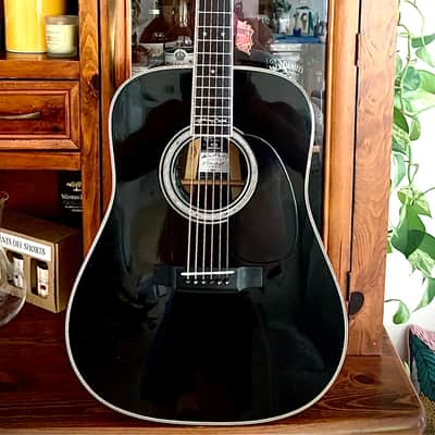 Martin D-35 Johnny Cash 2006 - Present - Black image 1