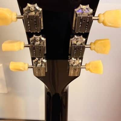Gibson ES-335 Semi-hollow body Electric Guitar - Vintage Ebony Gibson ES-335 Semi-hollow body Electric Guitar - Vintage Ebony 2022 - Ebony image 8