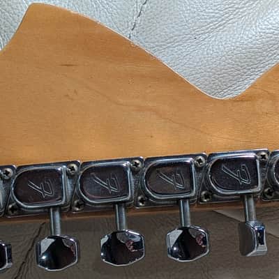 Fender Stratocaster with Rosewood Fretboard 1978 - 1980 - Wine image 5