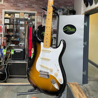 Squier Classic Vibe 50s Stratocaster 2010 - 2 Colour Sunburst image 5