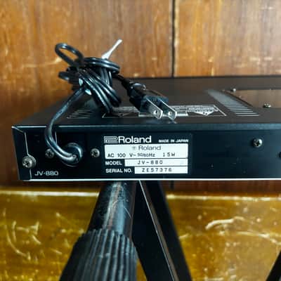 Roland JV-880 MULTI TIMBERAL SYNTHESIZER MODULE New internal battery image 6