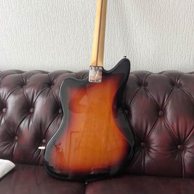 Fender Player II Jaguar 2023 - Present - 3-Color Sunburst image 1